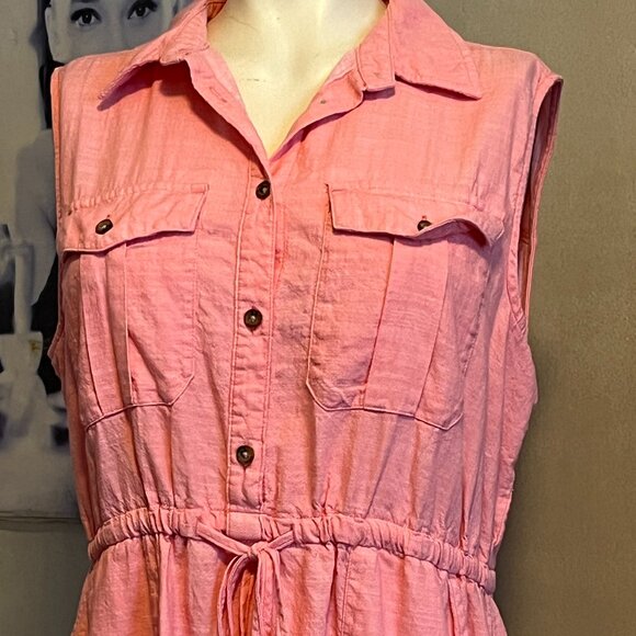 Pink Casual  knee length dress accented with a shirt waist bodice w/ pockets - Picture 2 of 9